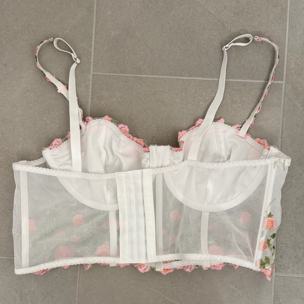 SHEIN Pink Floral Embroidered Bralette - Picture 2 of 3